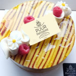Kerst mango cassis taart 8 pers